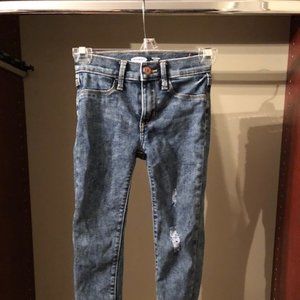 Old Navy Girls Ballerina Distressed Jeans in Medium Blue Wash Girls Size 8